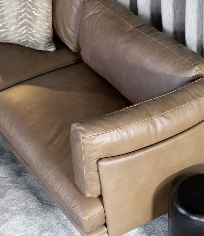 Brioche Natural Washed Sand Skinnsofa - Artwood 