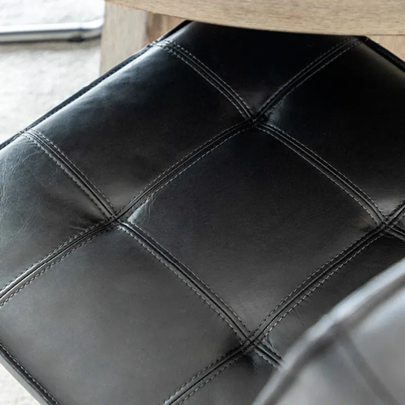 Jed spisestol med armlener i skinn | Artwood