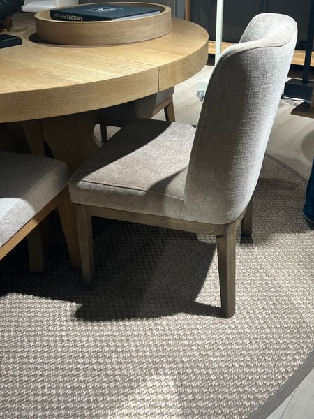 York Chenille Beige Muskat Stol - Home Factory